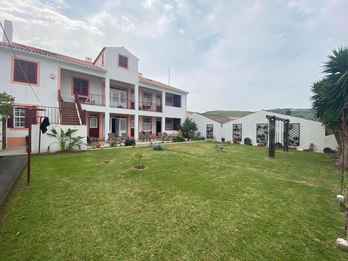 Apartamentos Sao Joao Horta  Exterior photo